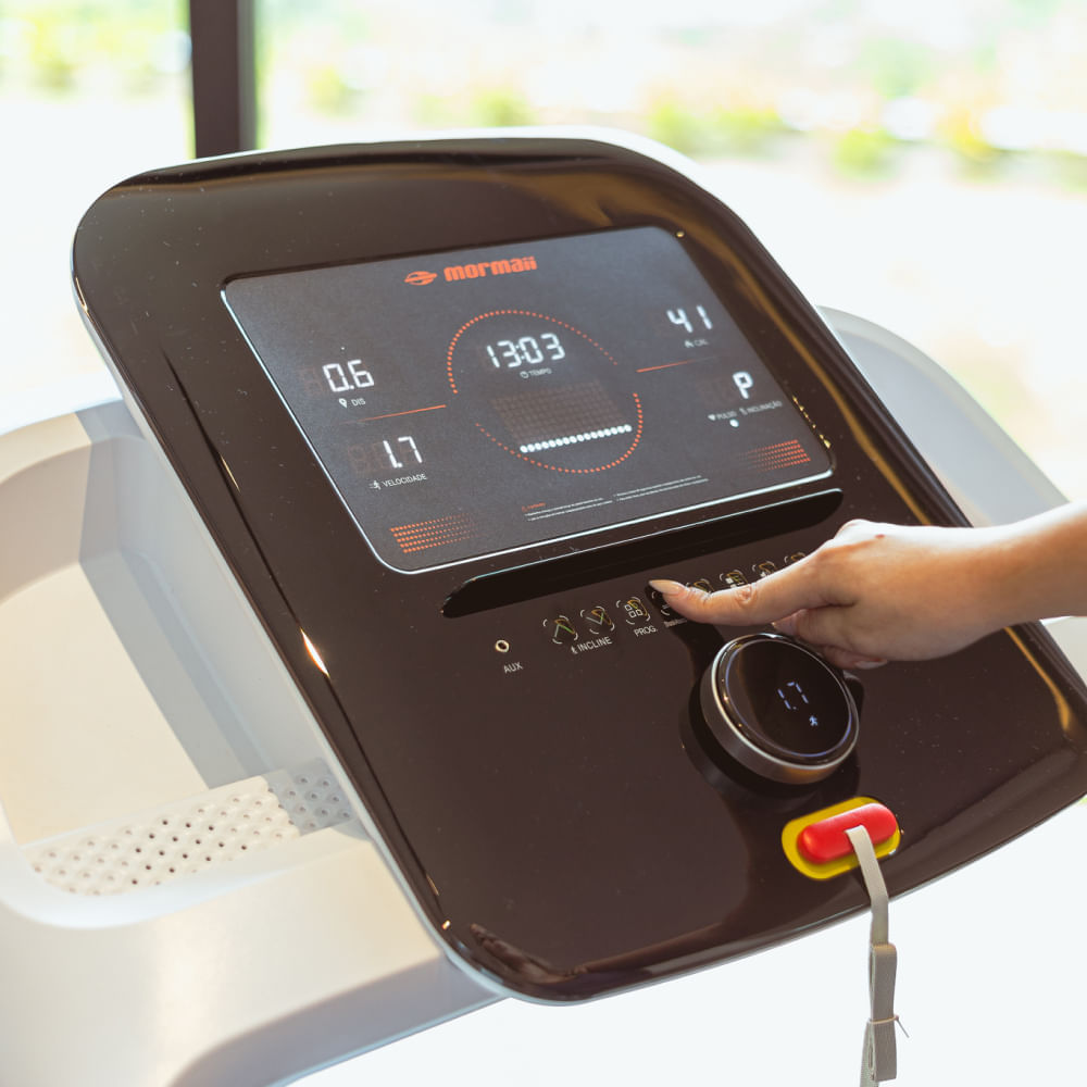 Esteira Ergométrica Mormaii Soft-Run - Motor DC 4.0HP - Imagem 2