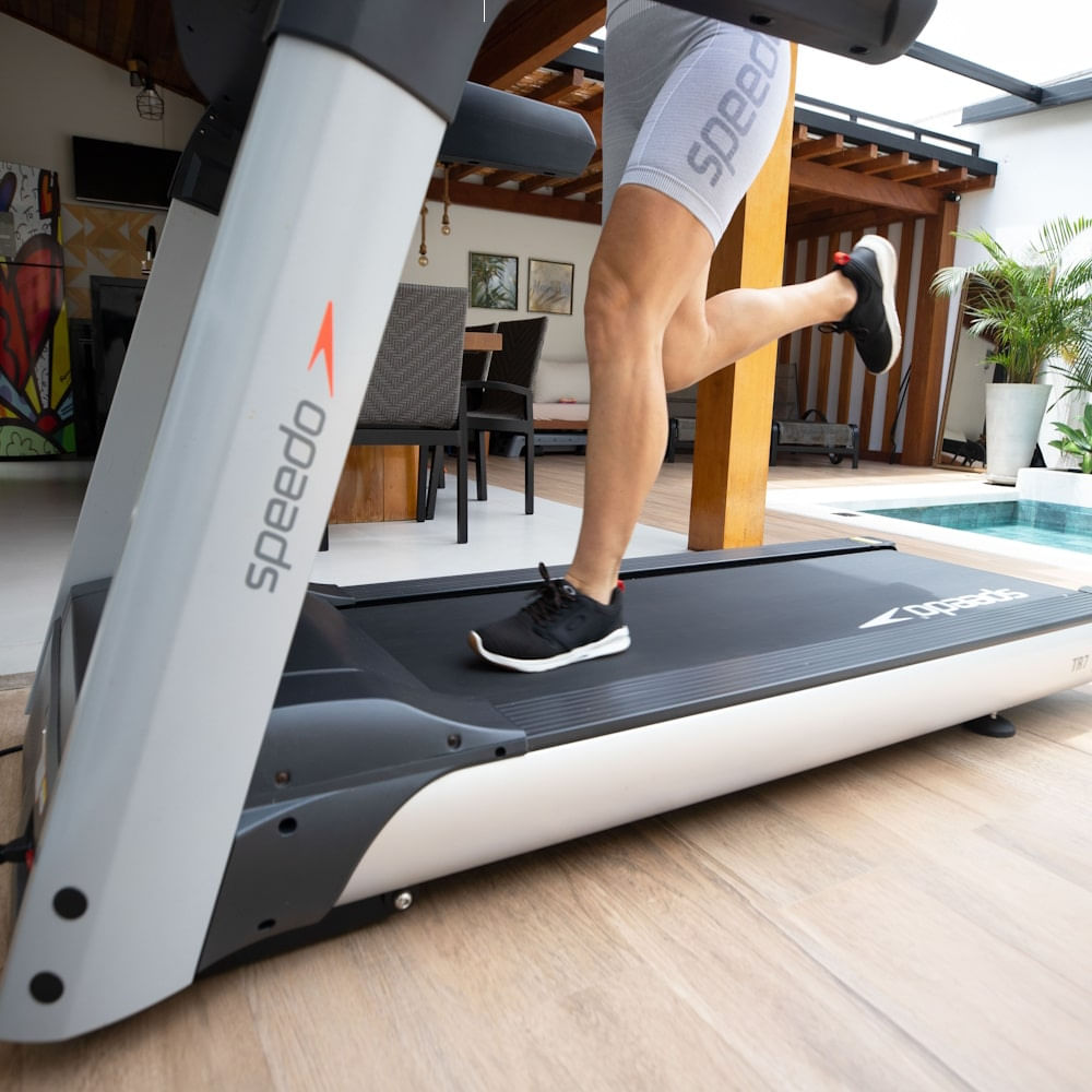 Esteira Ergométrica Speedo TR7 - Alto desempenho - Imagem 5