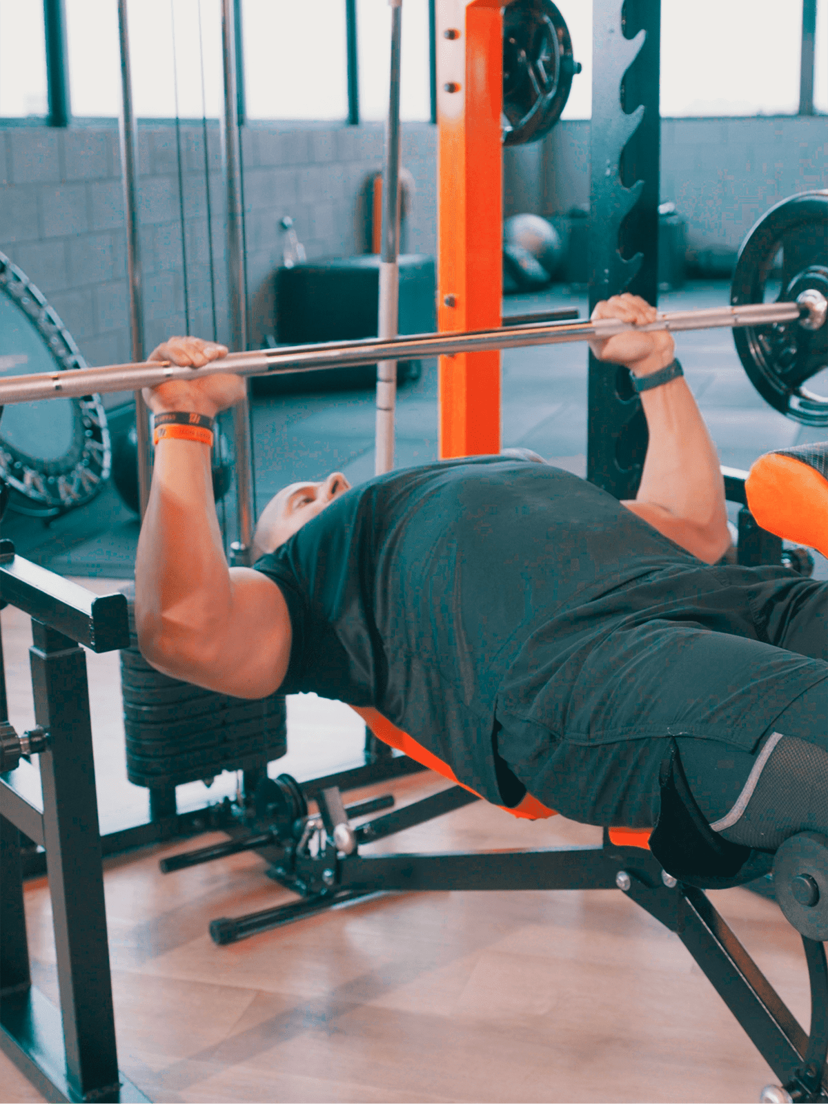 Kit Barras De Musculação + 40Kg De Anilhas + Suportes - Imagem 7