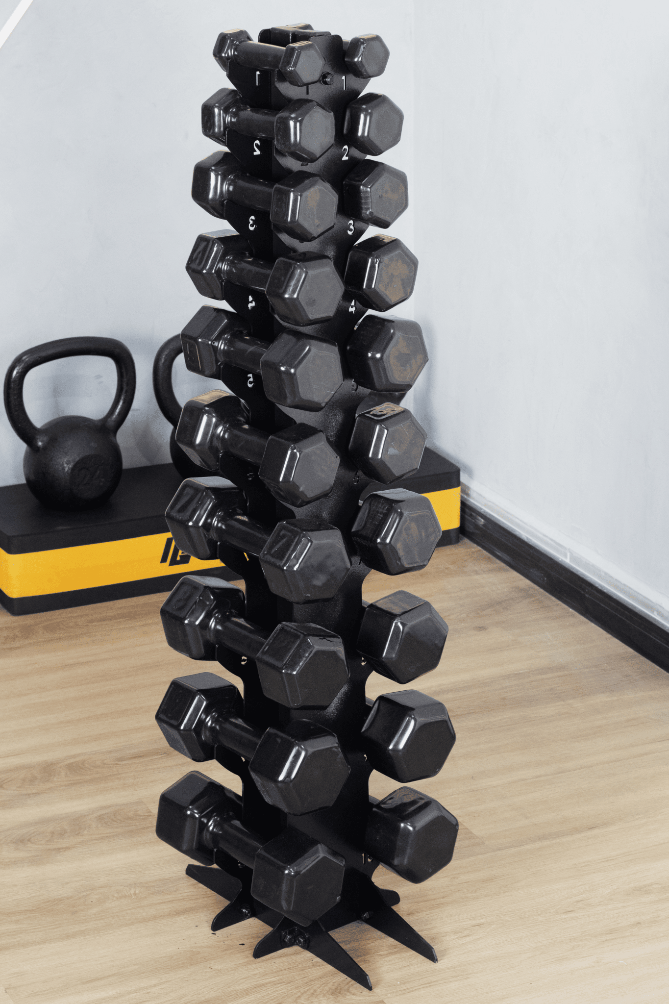 Torre Expositora Profissional para 20 Halteres de 01 A 10KG - Imagem 3